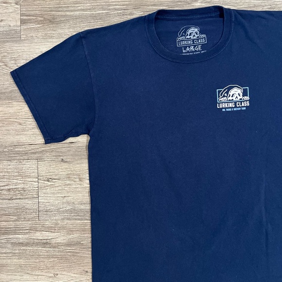 Lurking Class by Sketchy Tank x Mr. Tucks Chapter 2 Navy T-Shirt - Picture 4 of 7